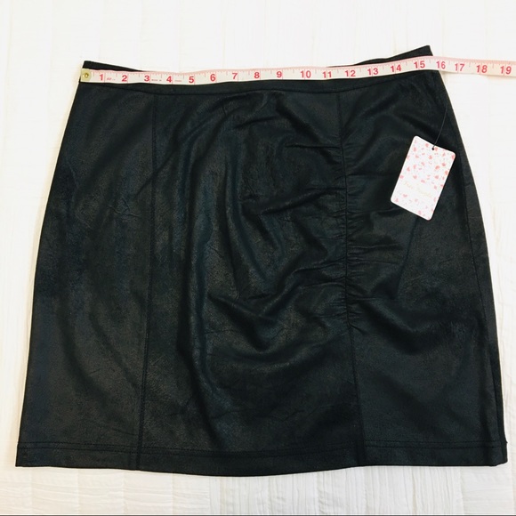 Free People Ruched Faux Leather Black Mini Skirt - Picture 5 of 8